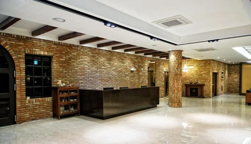 Odri Inn Jeju 3*,