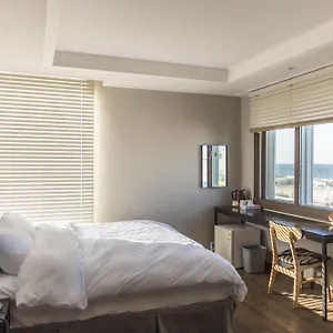 3* Hotel Check